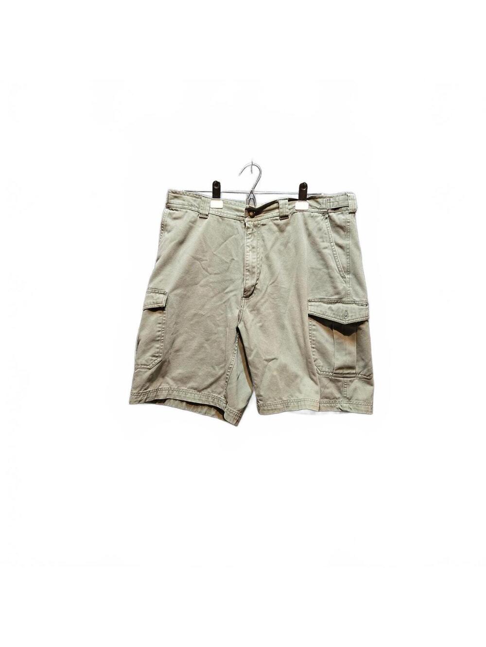 IZOD Men's Green Cargo Shorts Size 34 - Durable Cotton, Multiple Pockets